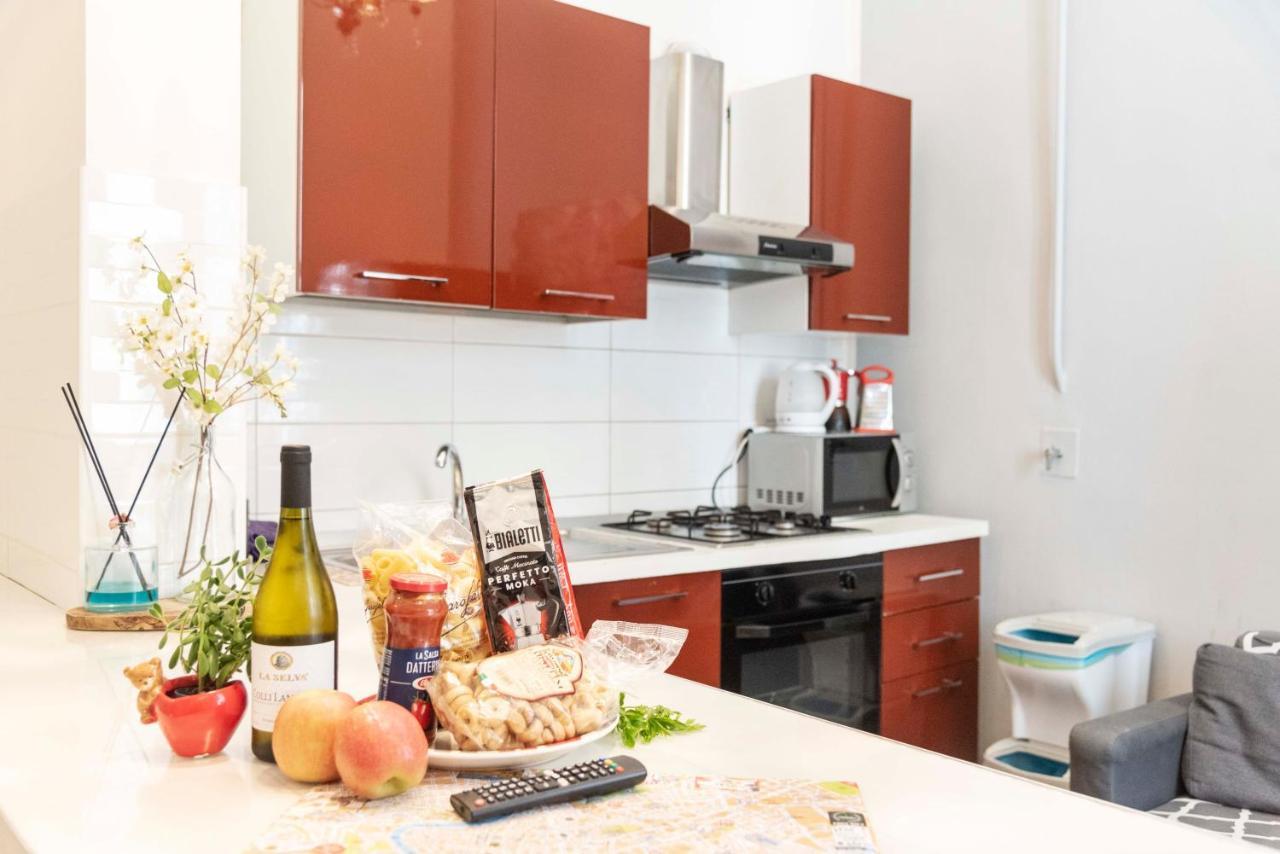 Merulana Suite Apartment Рим Экстерьер фото