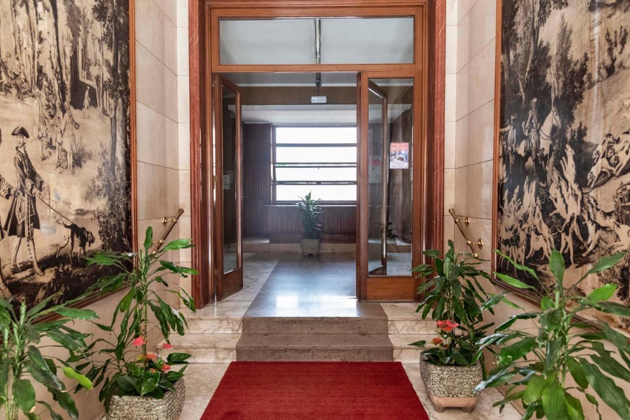Merulana Suite Apartment Рим Экстерьер фото