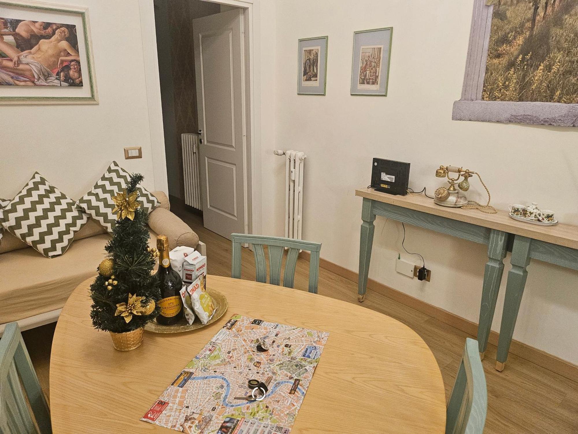 Merulana Suite Apartment Рим Экстерьер фото