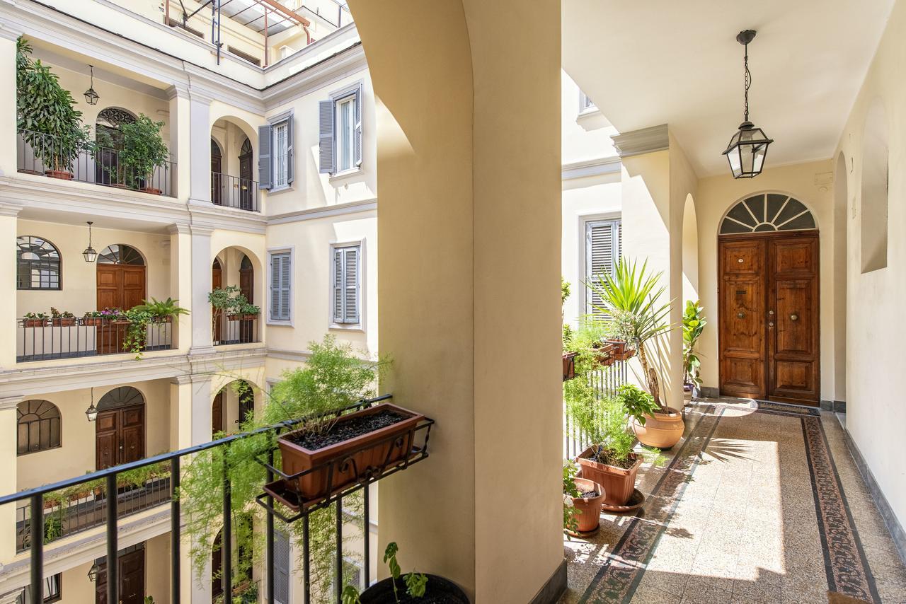 Merulana Suite Apartment Рим Экстерьер фото